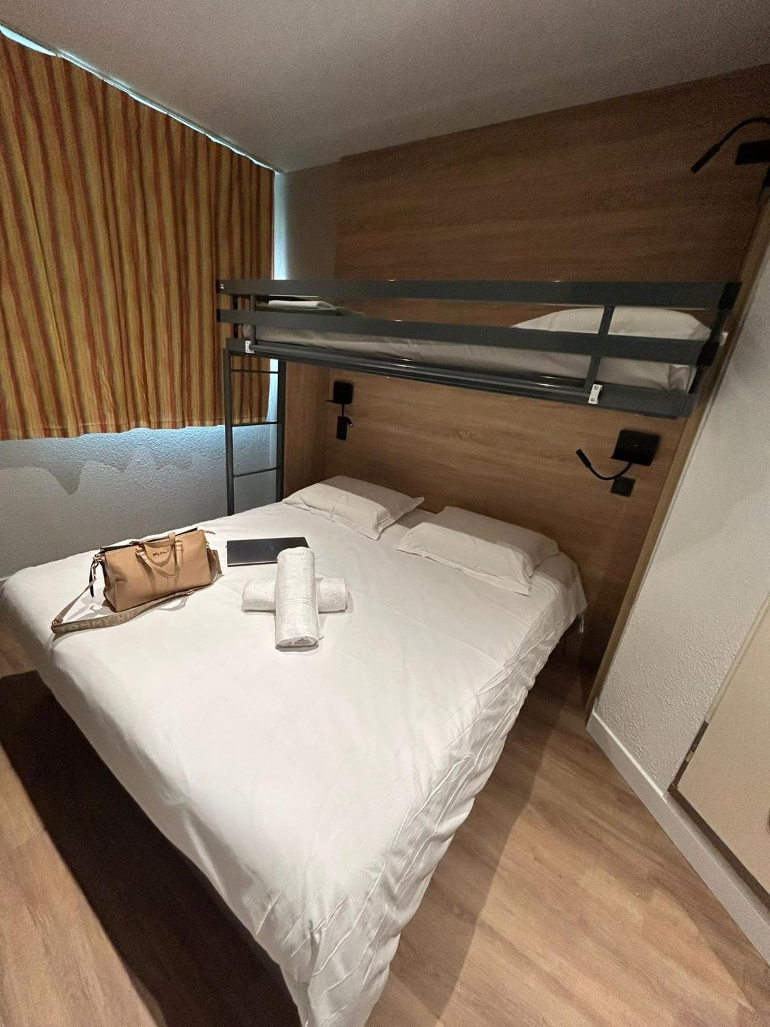 Kyriad Eco Lille Sud - Noyelles Godault Екстер'єр фото