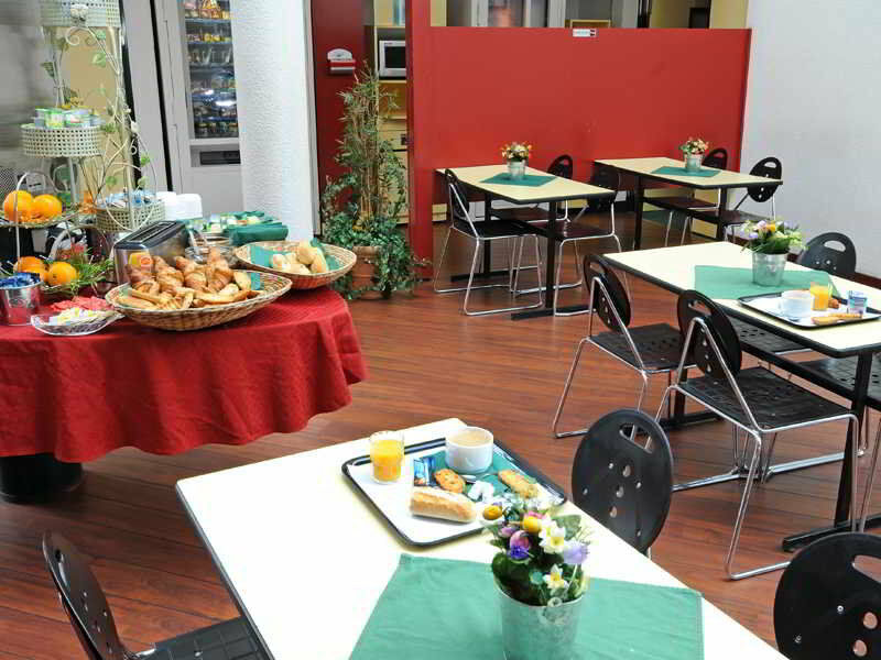 Kyriad Eco Lille Sud - Noyelles Godault Екстер'єр фото